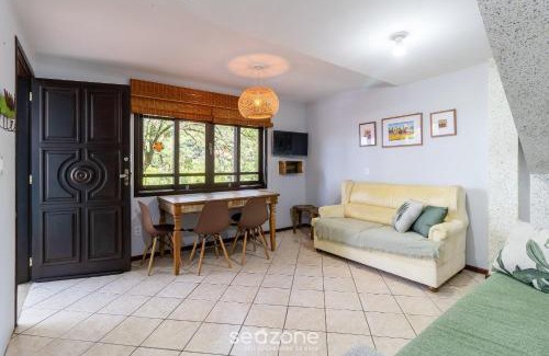 Porto da Lagoa House | House with pool and skate park STM0500