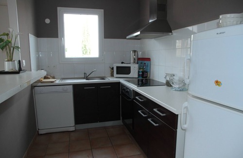 Port-des-Barques House | House with private Jacuzzi and heated pool in the residence