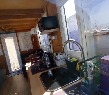 Quartiere XXIV Don Bosco Boat Rental | Houseboat BluSeaDream Alghero