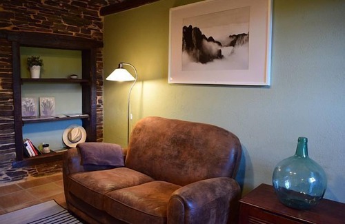 Samos Cottage | Houses of Outeiro for 2 people