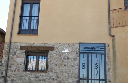 San Cristobal de Segovia House | Housing for use ¨Turístico "Corral del Duque"