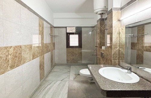 Jharsa Village Hotel | Housr 2 BHK Apartment Sector 39 Gurgaon