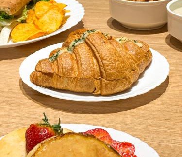 Block A Hotel | Housr Phase 1 Arjun Marg & Golf Course Road