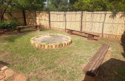 Broederstroom Cabin | Houtbosdorp - Self-Catering Rustic Camping Chalets