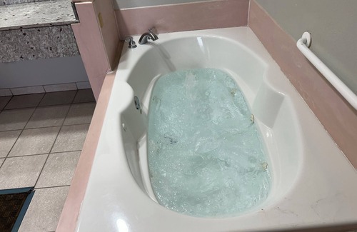 Eunice Hotel | Howards Inn Motel