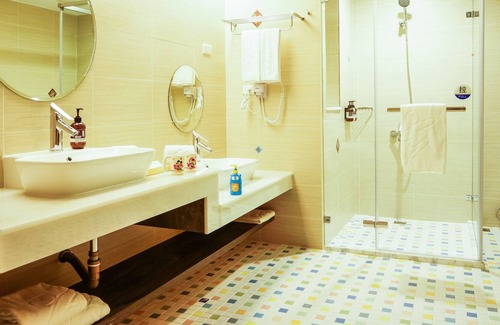 Cianjhen District Hotel | HOYA Resort Hotel Kaohsiung