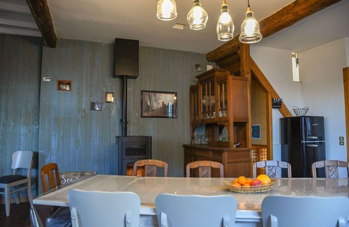 Oeuilly House | https:/my.virtualplanadvantage.com/tour/gite-du-rempartLe gîte du Rempart