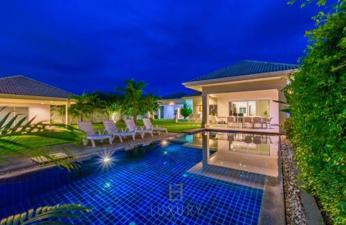 Ban Nong Sadao Villa | Hua Hin Pool Villa with 4 Bedrooms L50