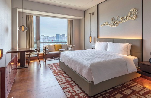 Fengtai Hotel | HUALUXE Beijing Xinan by IHG