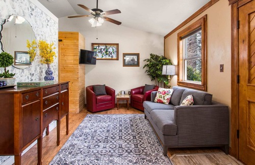 Coeur d'Alene House | Huckleberry Cottage|Getaway w/ Yard and Game Room