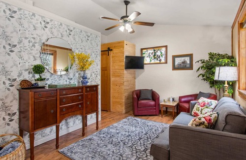 Coeur d'Alene House | Huckleberry Cottage|Getaway w/ Yard and Game Room