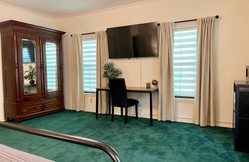 Minden House | Huckleberry Hideaway