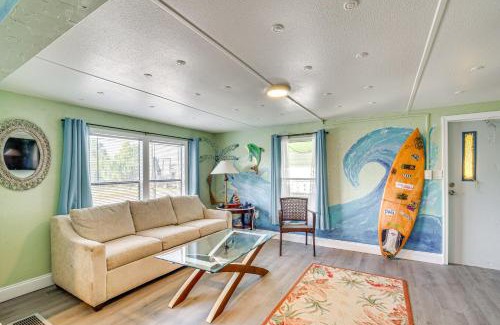 Vista Del Mar House | Hudson Home with Dock on Canal about 1 Mi to Beach!