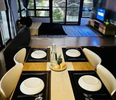 Usj 1 Apartment | Huge City View balcony - Netflix