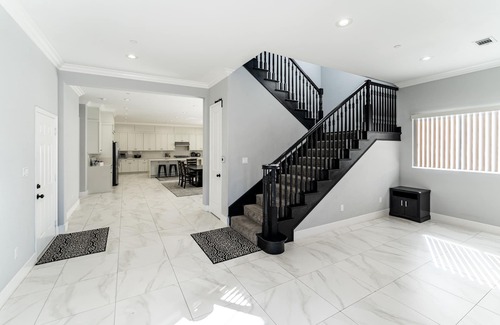 Midway City House | Huge Family Home Near Disneyland & SoCal Beaches