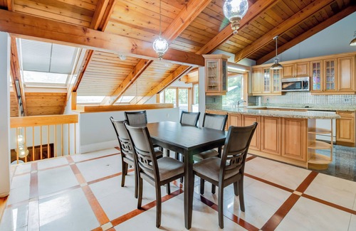 Scarborough House | Huge house near bluffers park and beach, 25 minutes to Toronto downtown.