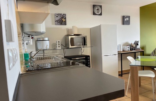 Sainte-Clotilde Apartment | Huge StuDio 51 for up to 4 people with sea view