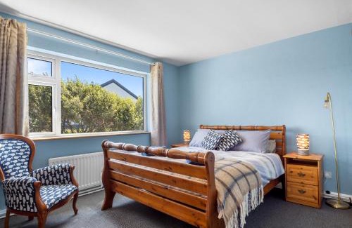 Claddaghduff House | Hughs Cottage