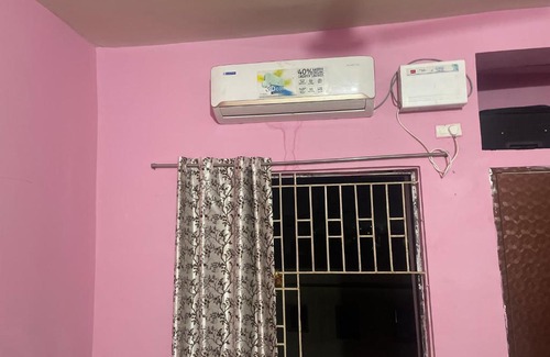 Bhubaneshwar House | Humble abode