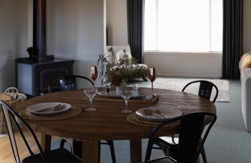 Lunawanna Villa | Hundred Acre Hideaway