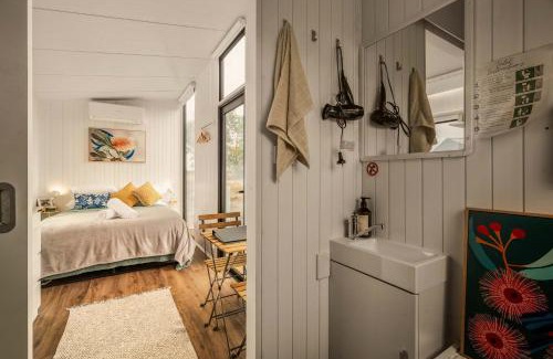 Monomeith House | Hunters Inn by Tiny Away