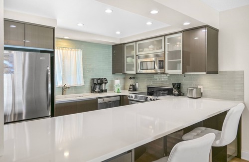 Miramar Beach Condo | Huntington By The Sea 206. Gulf Front, Community Pool, Free Beach Service.