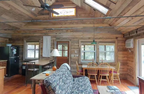 Stony Creek Cabin | Huntress Cabin at GreenMan Farm