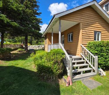 Hunts Point House | Hunts Point 1-BR Coastal Retreat - Cottage # 5
