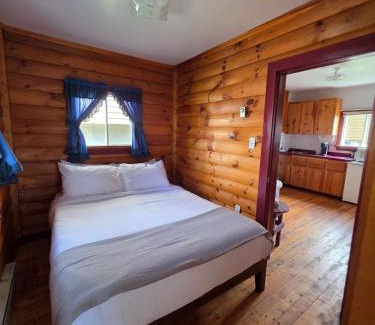 Hunts Point House | Hunts Point 1-BR Coastal Retreat - Cottage # 5