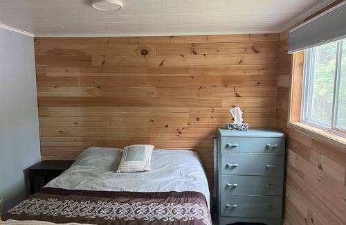 Huntsville Cabin | Huntsville, Lake Vernon - Island Cabin Retreat - Boater's Only!