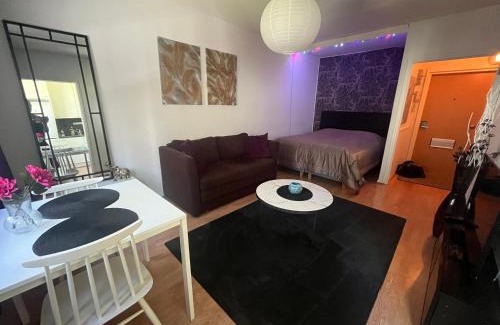 Ylamylly Apartment | Huoneisto kaupungissa Joensuu