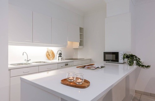 Witte Burg Apartment | Huswell - Superb apartment with private parking and sea view