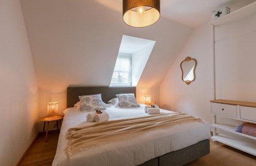 Sint-Andries House | Huswell - Two guest-rooms in stylish villa - free bikes
