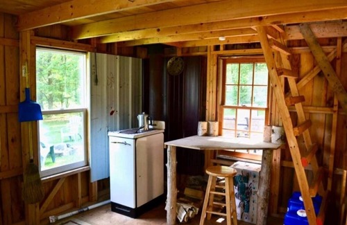 Barton Cabin | Hut on the Hill at Mountain Pines Vacation Rentals