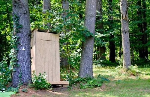 Barton Cabin | Hut on the Hill at Mountain Pines Vacation Rentals