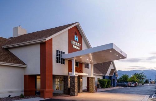 Southeast Colorado Springs Hotel | Hyatt House Colorado Springs Airport