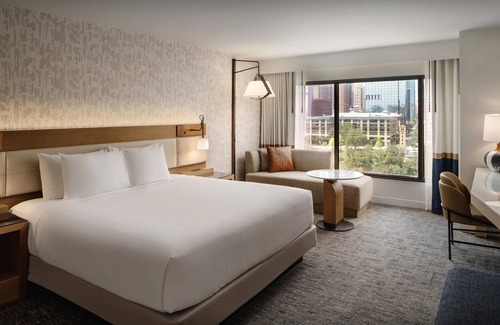Downtown Austin Hotel | Hyatt Regency Austin