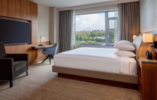 Renton Hotel | Hyatt Regency Lake Washington at Seattle's Southport