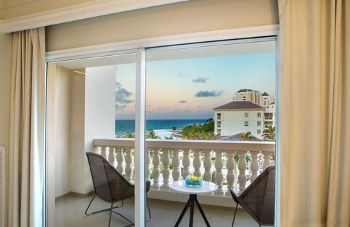 Montego Bay Resort | Hyatt Ziva Rose Hall - All Inclusive