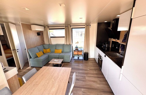 Renesse Ski Chalet | Hygge aan Zee, *Exklusives Chalet* Familienfreundlich im Zentrum von Renesse NEU
