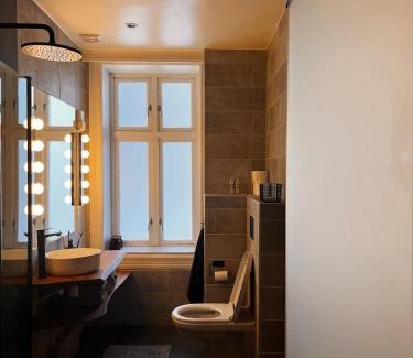 Oslo City Centre Apartment | Hygge houses l Cozy, Central 1BR Apt in the best part of Oslo l Sleep 3