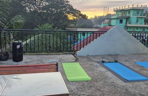 Coron Town Proper Apartment | Hymn's Tourist Inn