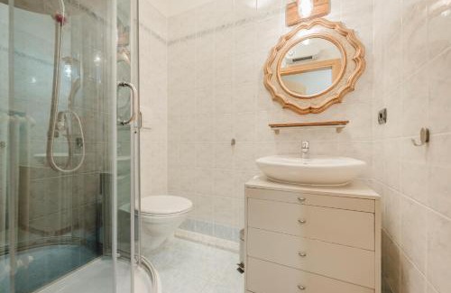 Caprile Apartment | I Folli di Alleghe Apartment - Parking & Wi-Fi