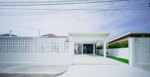 Pranburi House | I-Stay Pool Villa Huahin ไอ สเตย์ พูลวิลล่า หัวหิน