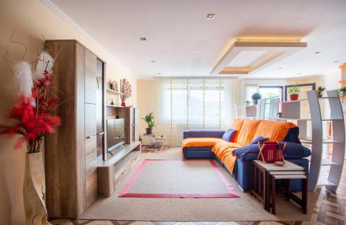 Ibarranguelua Apartment | Ibarrangelu Suite by Urdaibai Rentals