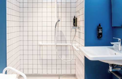 Le Vieux Cannet Hotel | ibis budget Le Cannet des Maures