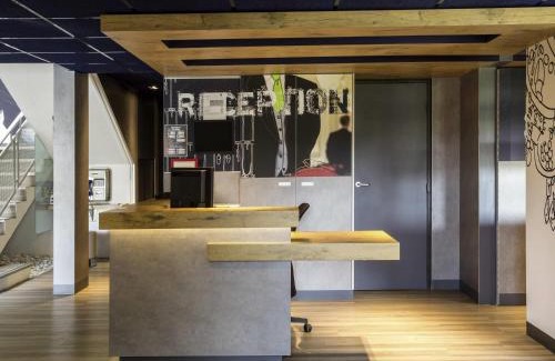 Saint-Cyr-l'Ecole Hotel | ibis budget Versailles Chateau Saint cyr l'Ecole