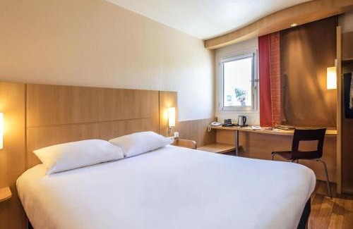 Essomes-sur-Marne Hotel | Ibis Château-Thierry