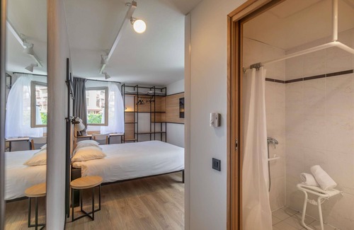 Ciboure Hotel | ibis Ciboure St Jean De Luz Hotel