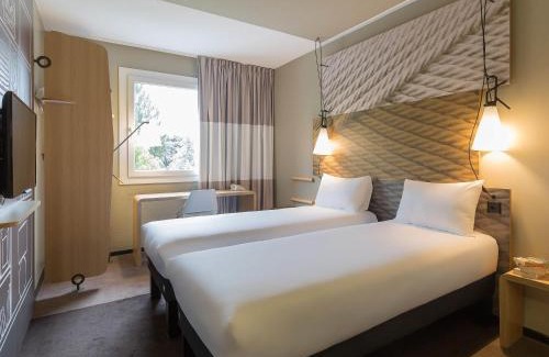 Cointrin Hotel | ibis Genève Aéroport